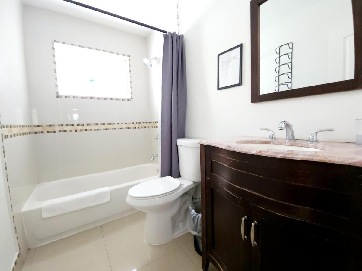 فورت لودرديل A4 - Endless Summer Rentals - Downtown Apartment Near Park, Ports, And Beach المظهر الخارجي الصورة